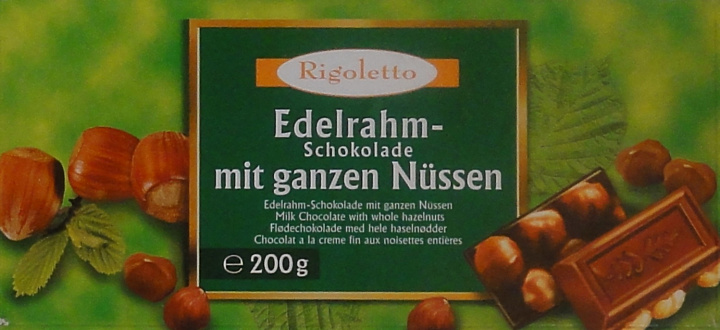 Rigoletto edelrahm mit ganzen nussen.jpg